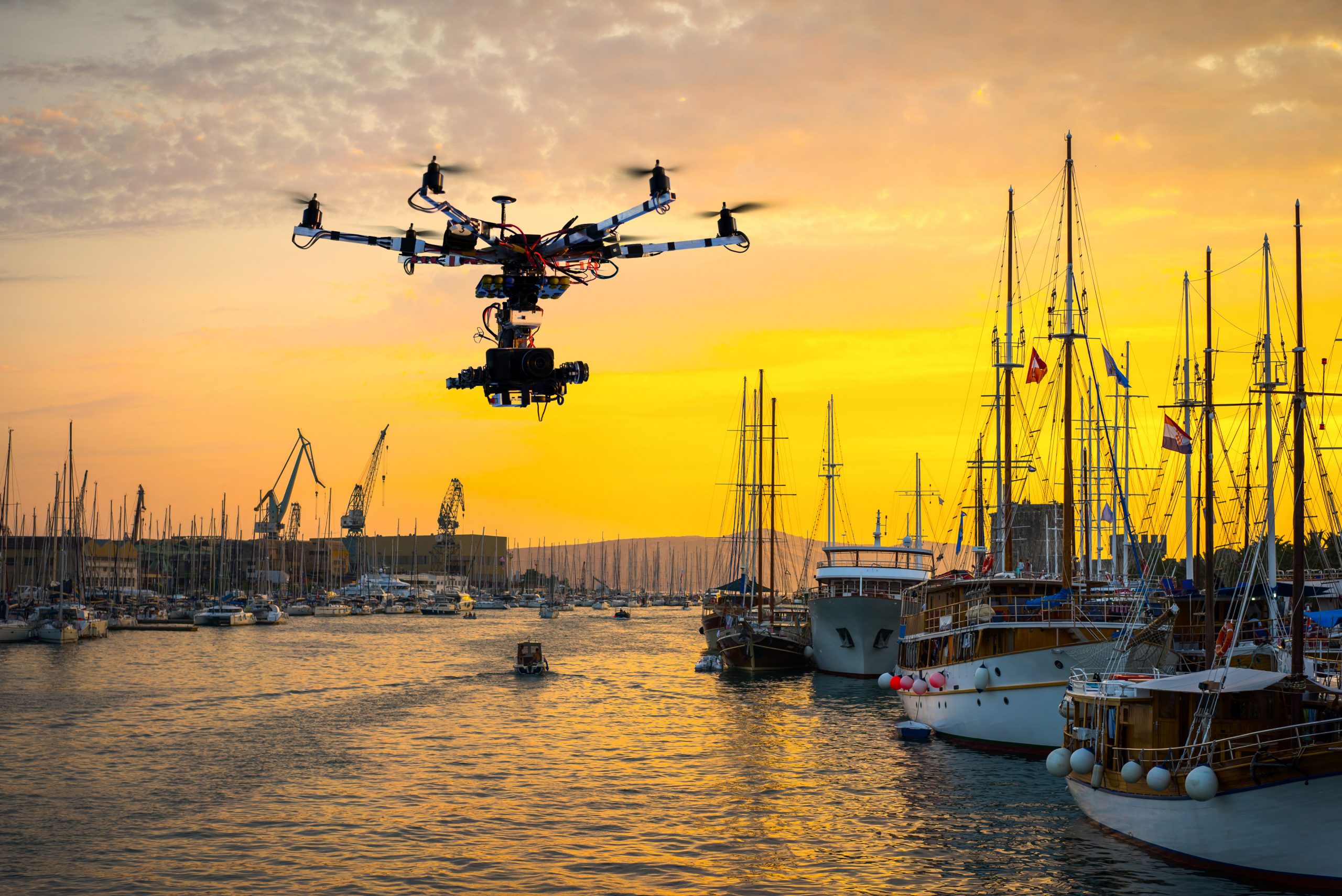 Drones et Intelligence Artificielle appliqués à la surveillance littorale et portuaire