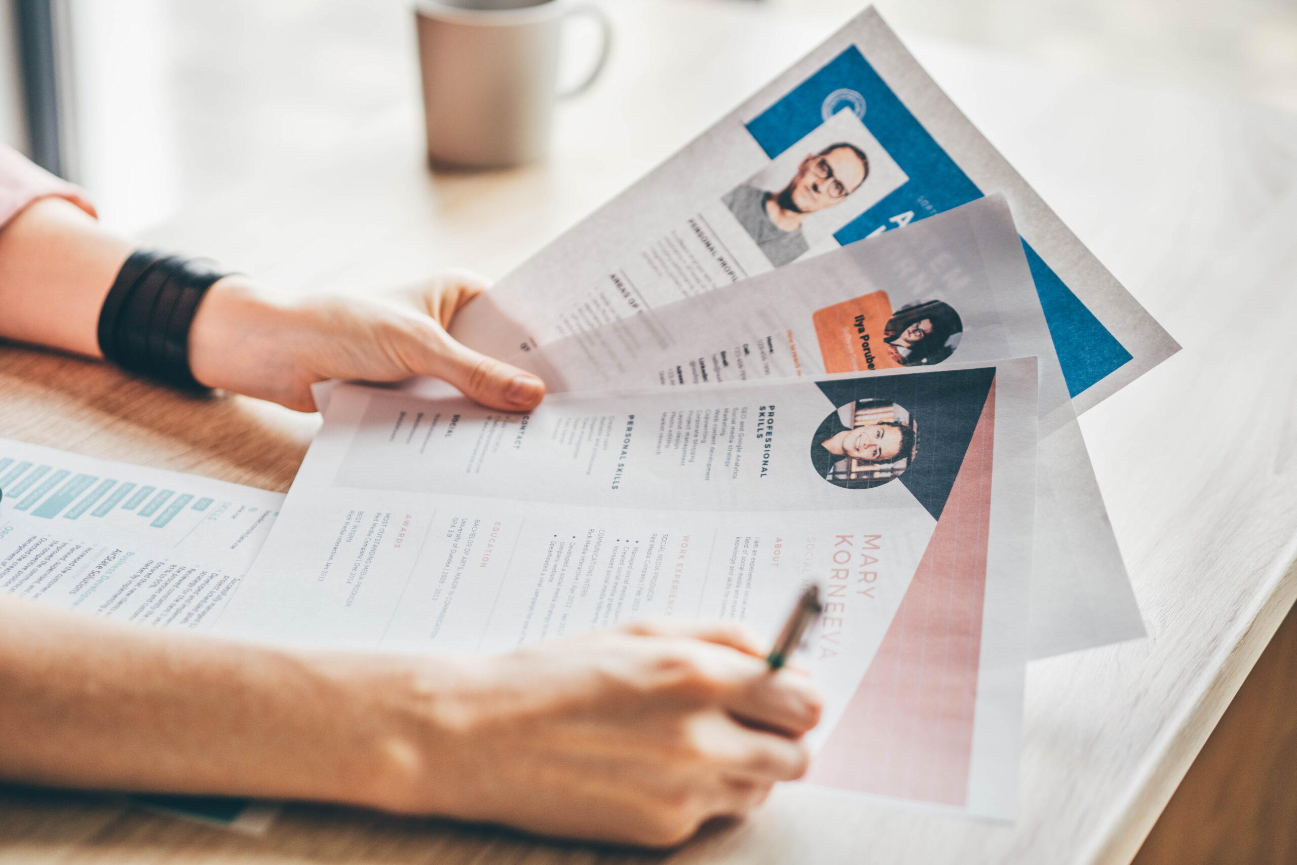Participez à la 3eme édition de Glow up ton CV : la soirée qui va booster votre candidature